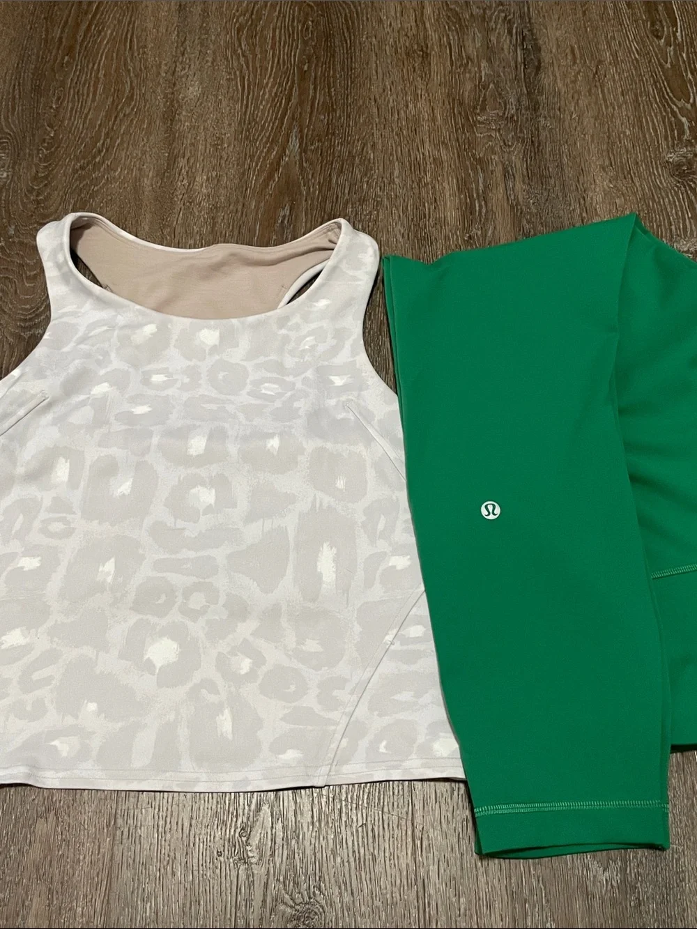 NWOT Lululemon Matching Wunder Train Set. Size 12